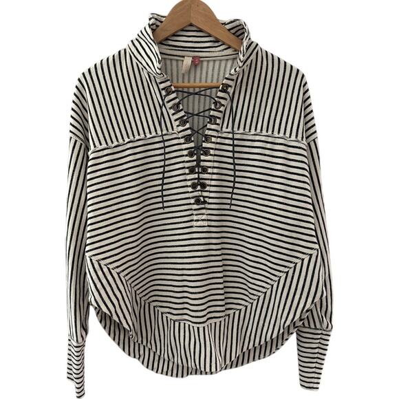 Anthropologie Pilcro Oversized Striped Lace-Up Splice Henley Top Neutral Size XS - Picture 6 of 9